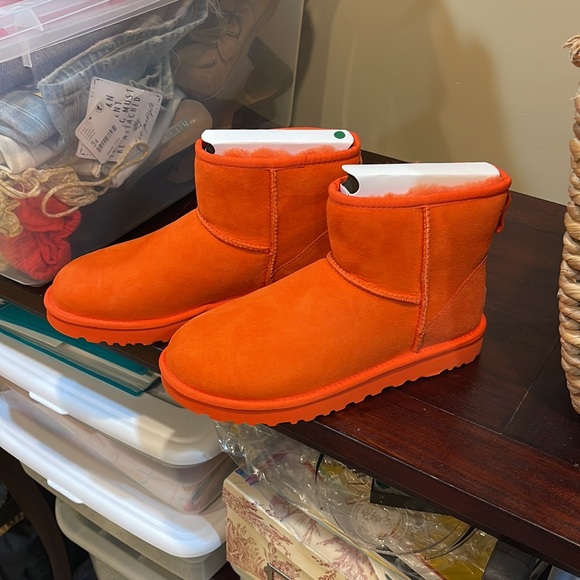 UGG Shoes - Ugg